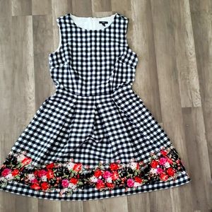 Black and White Dress, Size 8